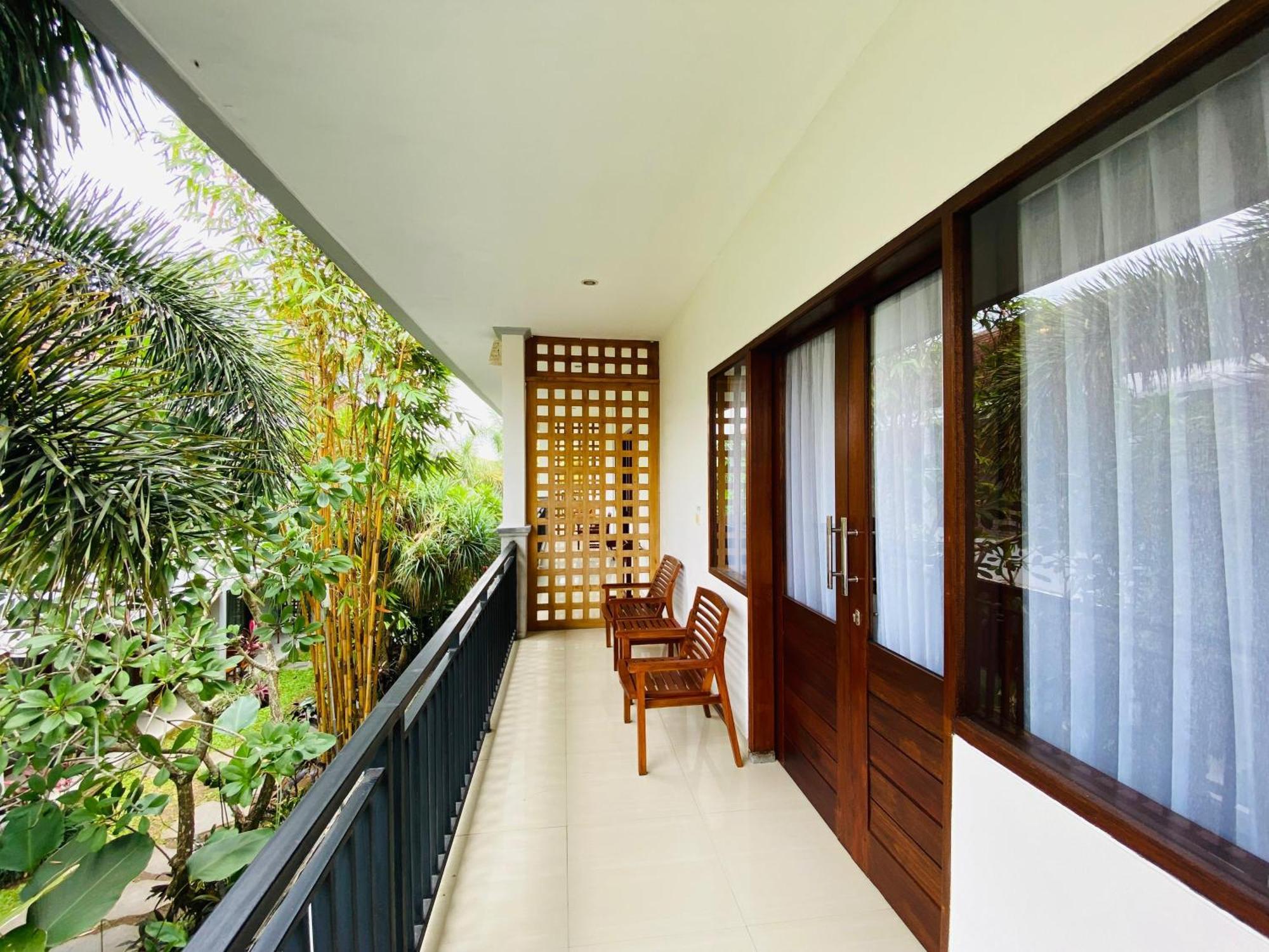 Putri Ayu Cottages Ubud Exterior foto